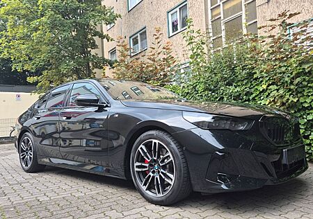 BMW 520 i M Sport,Laser,Pano,Wide,Cam,Assistant,H&K