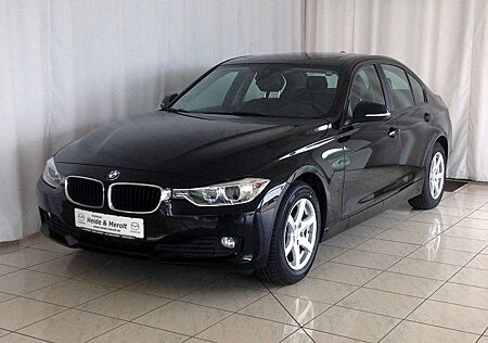 BMW 320 d mit xDrive Allradantrieb, Anhängekupplung