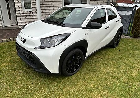 Toyota Aygo (X) Basis