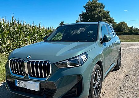 BMW X1 sDrive18d MSport AHK HuD SHZ DAB perfekt