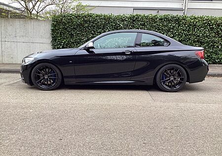 BMW M235i Coupé -1.Hand,Reparaturversich.,Scheckheft