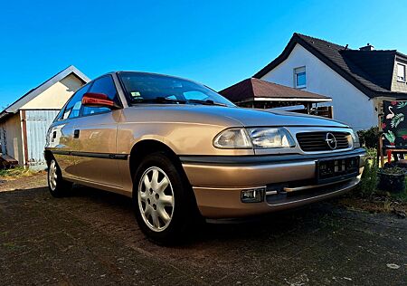 Opel Astra 1.6 Style Style