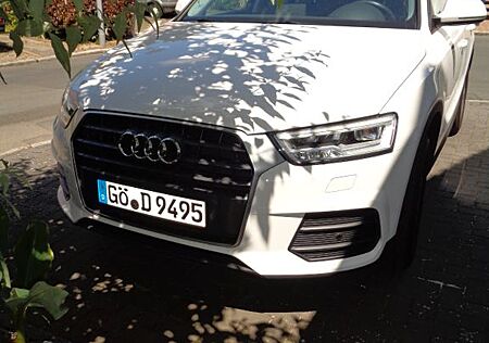 Audi Q3 1.4 TFSI im Bestzustand