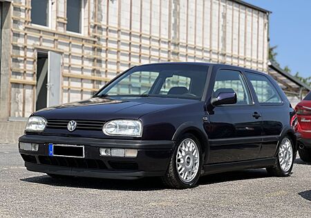 VW Golf Volkswagen 1.6 GT Special GT Special GEPFLEGT