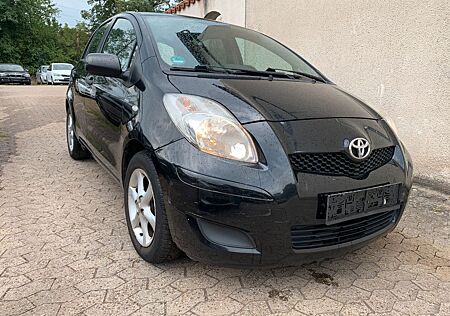 Toyota Yaris Cool