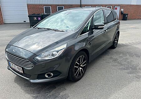 Ford S-Max 2,0 EcoBoost 176kW Titanium Automatik