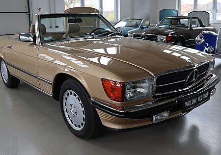 Mercedes-Benz SL 560 560 SL nur 61.000 Km! Perfekter Zustand