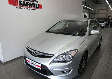 Hyundai i30 2.Hd Klimaautomatik PDC Tempo TÜV 05.2027+++