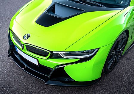 BMW i8 - -