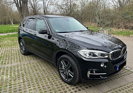 BMW X5 xDrive50i -