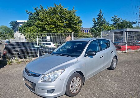 Hyundai i30 1.6 CRDi 66 kW Classic