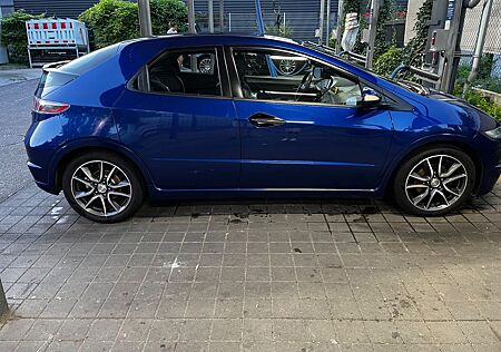 Honda Civic 1.8 50 Jahre Edition