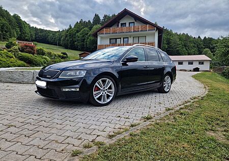Skoda Octavia Combi 2.0 TDI Green tec RS, AHK Xenon