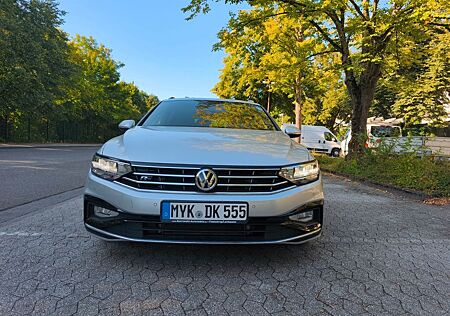 VW Passat Variant Volkswagen 2.0 TDI Busines 2 x R-Line