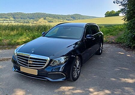 Mercedes-Benz E 220 d T Modell 7 Sitzer TüV 2 Hand Top S213