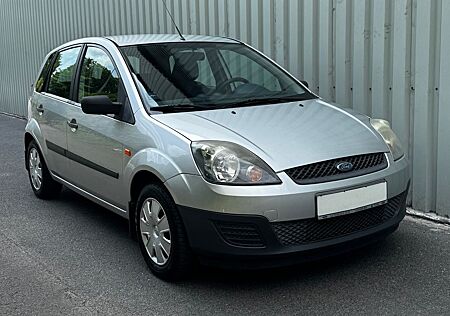 Ford Fiesta Ambiente Servo Klima 4-Türer Tüv+Insp Neu