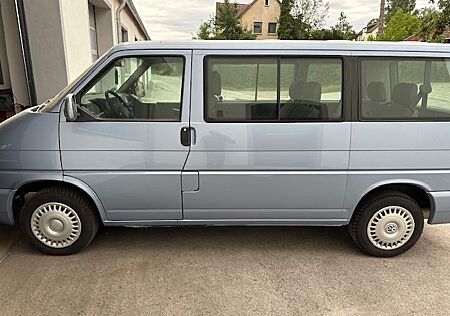 VW T4 Caravelle Volkswagen 2.5 Standard