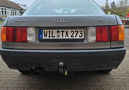 Audi 80