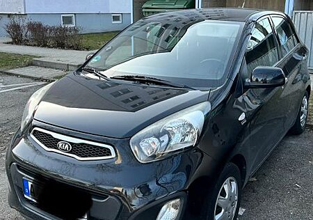 Kia Picanto 1.0 FIFA World Cup Edition FIFA Worl...