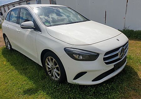 Mercedes-Benz B 200 B -Klasse *Ausstattungs-Paket: Business