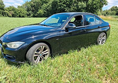 BMW 328i xDrive Sport Line Sport Line