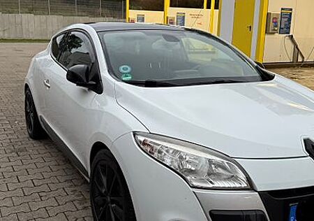 Renault Megane Coupé Night & Day TCe 130 Night & Day