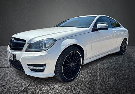 Mercedes-Benz C 180 Coupe *AMG-Paket / Sportauspuffanlage*
