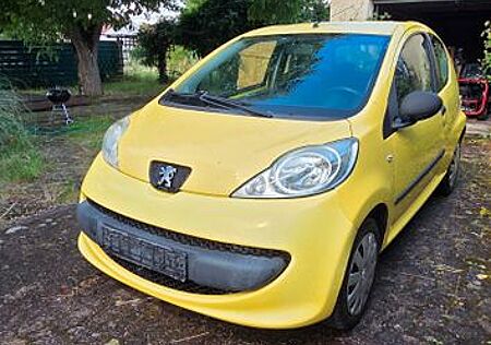 Peugeot 107 Petit Filou 70 Petit Filou