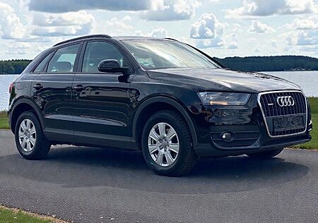 Audi Q3 2.0 TDI Quattro S-tronic 103kW **Komfort