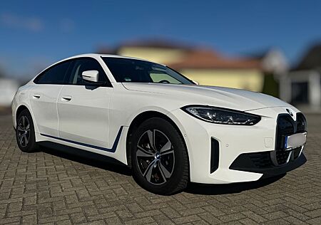 BMW i4 eDr40-Garantie 07/27, 2xProf,HeadUp,HiFi,GJR