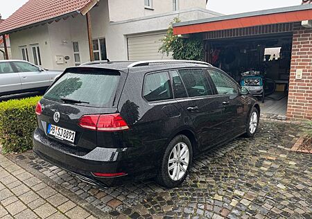 VW Golf Volkswagen 2.0 TDI SCR DSG R-Line
