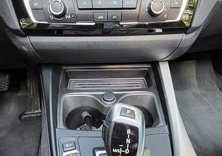 BMW 218d Cabrio -