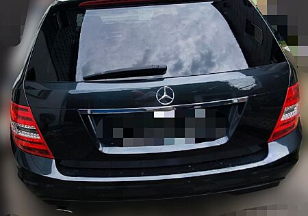 Mercedes-Benz C 220 CDI T BlueEFFICIENCY -