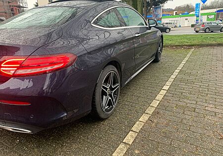 Mercedes-Benz C 220 d 4MATIC AMG LINE