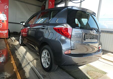 Toyota Verso-S Life*NAVI*KAMERA*Automatic*Garantie*1.HD