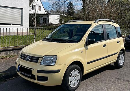Fiat Panda 1.2 Allwetterreifen + Klimaanlage HU 07/26