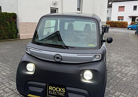 Opel Rocks-e - -