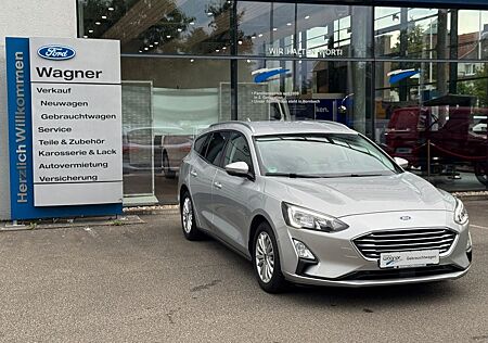 Ford Focus Turnier Titanium