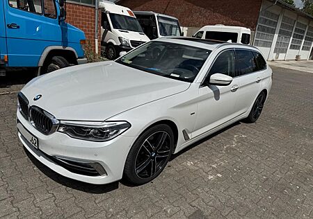 BMW 520D Touring AHK ACC Kamera Vollleder Luxury