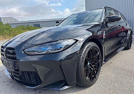 BMW M3 xDrive Competition *NAVI*SITZHEIZUNG*HARMAN*T