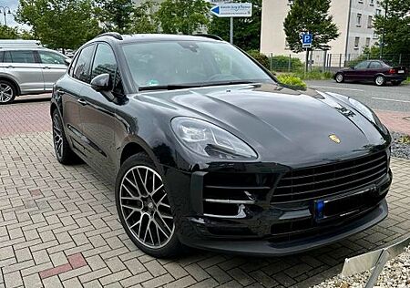 Porsche Macan S