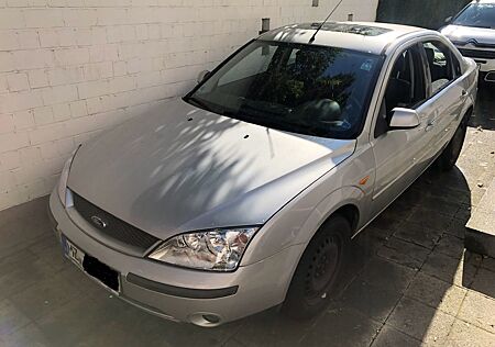 Ford Mondeo 2,0TDCi 85 kW Ghia