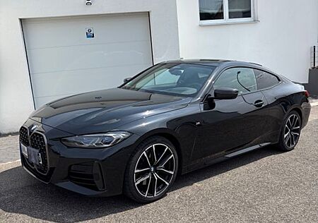 BMW M440i xDrive Coupé A -