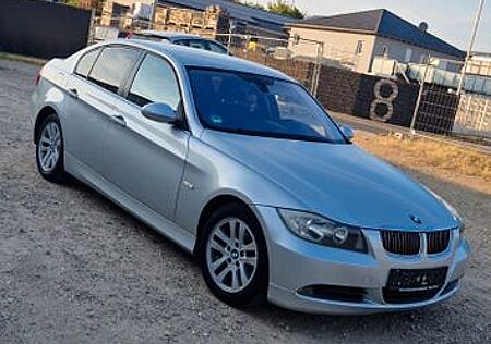 BMW 325i xi X-Drive 1 Jahr Premium-Garantie TÜV Neu