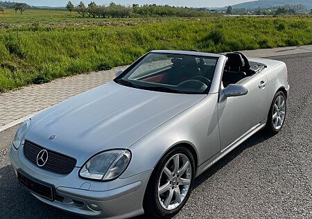 Mercedes-Benz SLK 320 Original, scheckheft, 2.Hand