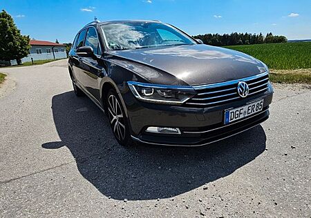 VW Passat Volkswagen 2.0 TDI SCR 140kW DSG Highline Varian...