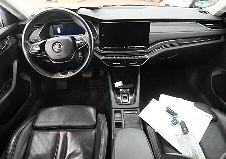 Skoda Octavia First Edition,Head Up-Panorama,ACC,AHK