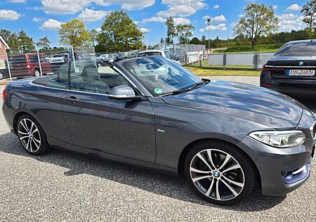 BMW 228 Baureihe 2 Cabrio i ** Sport Line **