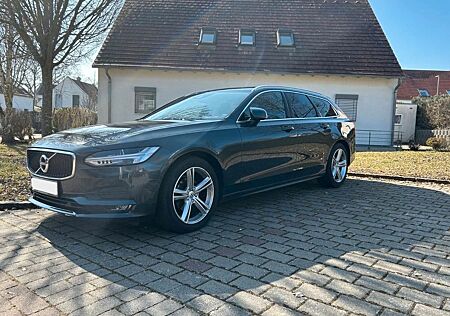 Volvo V90 D3 Momentum Pro Geartronic Momentum Pro
