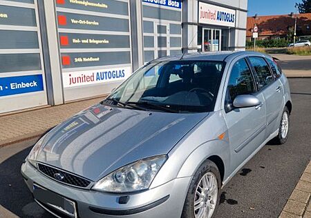 Ford Focus 1.6 Ghia Autom. Ghia
